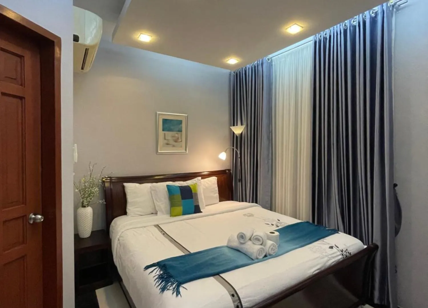 Anavada Suites - Davao City