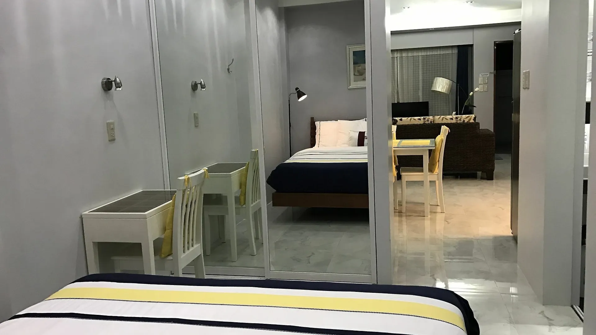 Anavada Apartment - Davao City Guest house